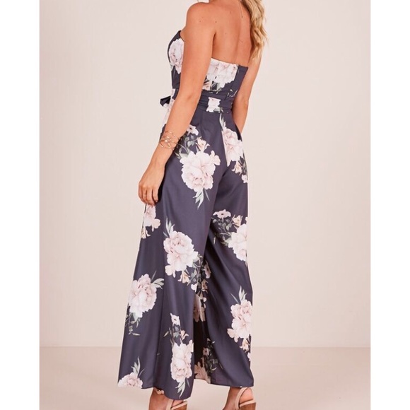 So kiss me jumpsuit in charcoal floral - Picture 3 of 8